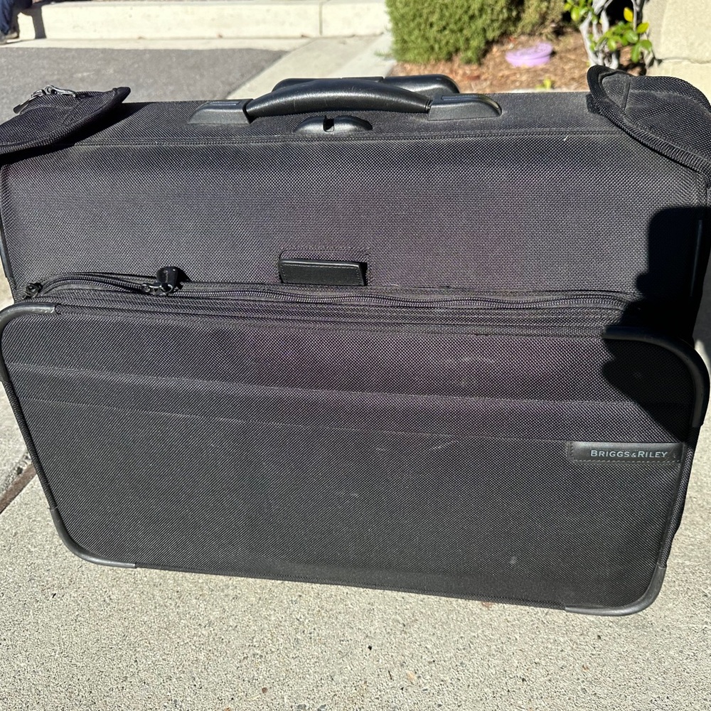 Carry-On Wheeled Garmet Bag